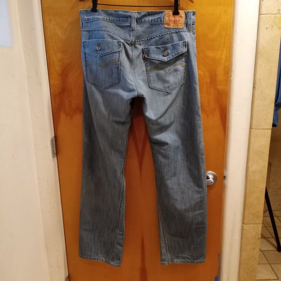 Levi's Men's 514 Slim Straight Leg Flap Back Pocket Red Tag Jeans - Picture 3 of 15